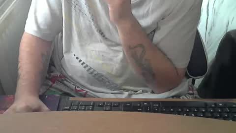 chunkisgreat online show from December 17, 2:02 pm