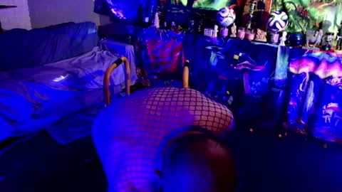 Erick Duzzit online show from June 25, 5:23 am