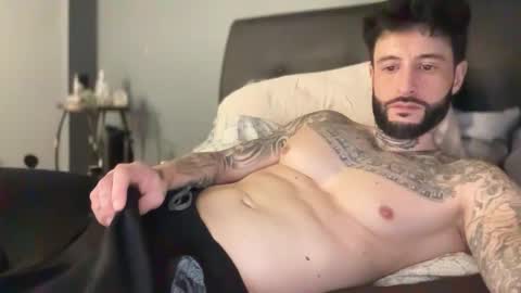 cicigetthe85 online show from February 3, 3:37 am