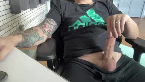 circleofsix online show from September 10, 3:54 pm