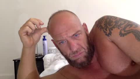 . online show from February 10, 10:30 pm