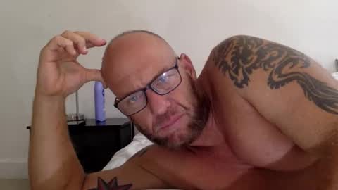 . online show from November 6, 10:35 pm