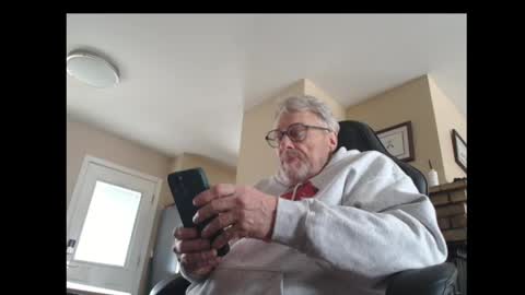 cjscout online show from April 21, 12:57 am