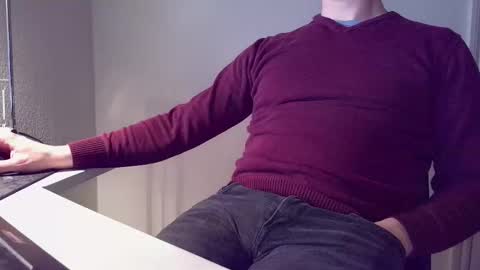 clamshive7 online show from March 14, 3:52 pm