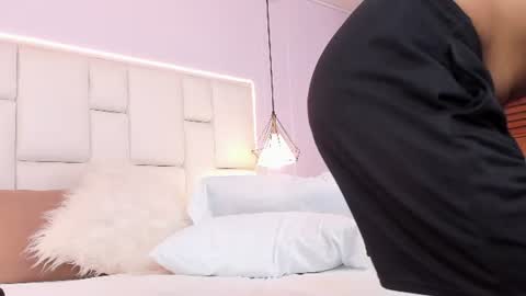 Clarentz bby online show from July 13, 5:59 pm