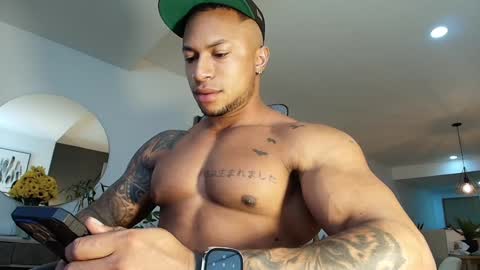 clark_strong online show from January 26, 1:20 am