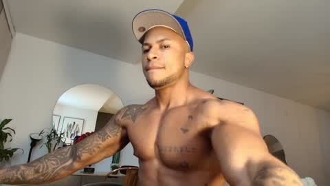 clark_strong online show from December 29, 1:24 am