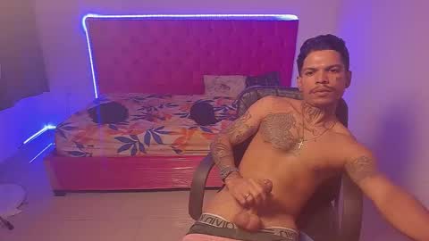 cloud_mckey8 online show from February 27, 4:13 am