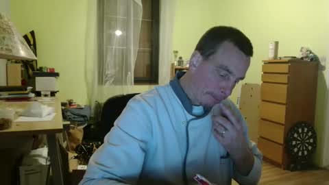 clouplefun online show from March 5, 8:10 am