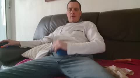 clouplefun online show from April 2, 11:29 am