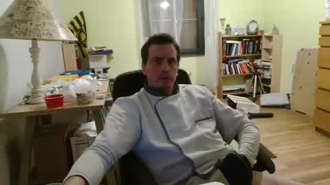 clouplefun online show from February 1, 7:05 am