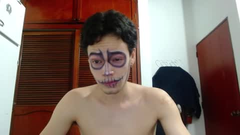 Tom Aspinall online show from November 1, 12:04 am