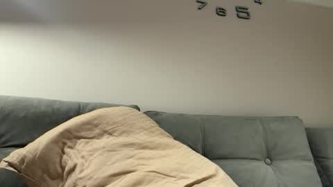 colambus83 online show from February 14, 7:14 am