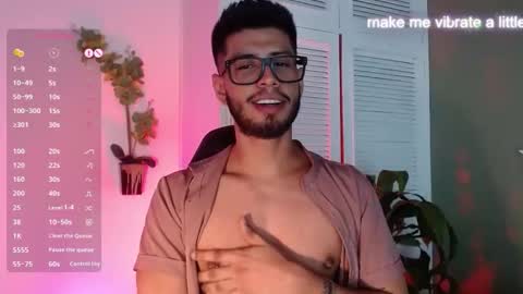 Snapshot of colby_smit chatting on September 25, 10:19 pm Colby online show from September 25, 10:19 pm