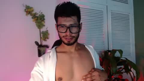 Snapshot of colby_smit chatting on September 22, 8:41 pm Colby online show from September 22, 8:41 pm