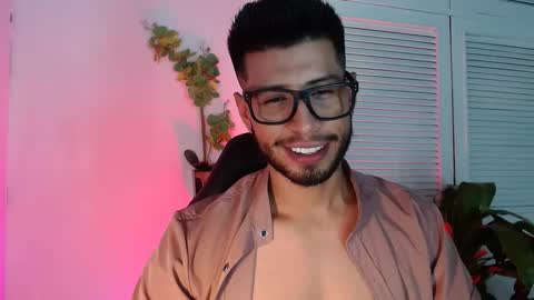 Snapshot of colby_smit chatting on September 23, 8:52 pm Colby online show from September 23, 8:52 pm