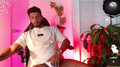 Snapshot of colby_smit chatting on October 9, 7:30 pm Colby online show from October 9, 7:30 pm