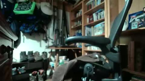 colchuck online show from December 3, 1:17 pm