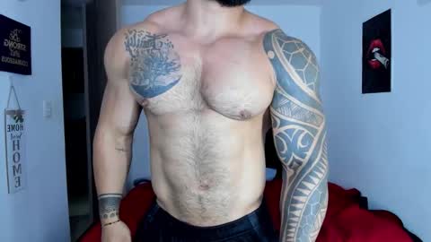 college_muscle_ass online show from March 30, 1:12 pm