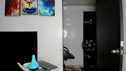 Snapshot of college_muscle_ass chatting on February 8, 2:05 pm college_muscle_ass online show from February 8, 2:05 pm