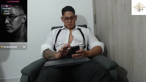 coltonmassif_ online show from March 26, 9:02 am