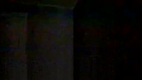 comfortably_numb1980 online show from March 3, 6:56 am