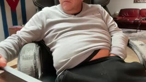 Snapshot of compay69 chatting on December 10, 9:23 am compay69 online show from December 10, 9:23 am