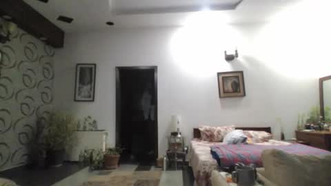 Cool2Buddies online show from April 8, 2:45 am