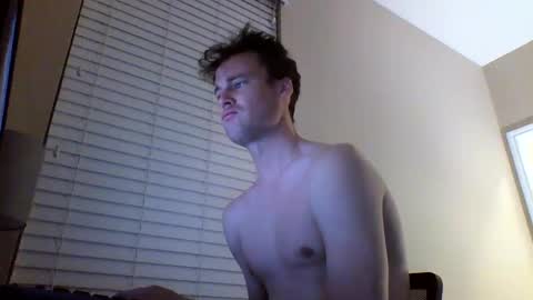 cooldude122222 online show from January 21, 3:49 am