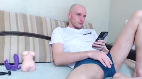 Snapshot of cowboy_bigcock chatting on March 6, 2:08 pm Damien online show from March 6, 2:08 pm