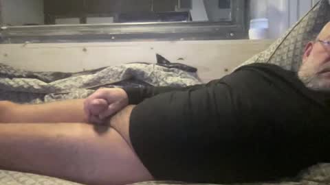 Snapshot of crapaud75018 chatting on January 5, 6:24 am crapaud75018 online show from January 5, 6:24 am