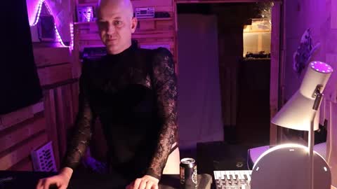 CrashGothic online show from February 23, 9:44 am