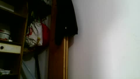 Snapshot of cris_master_ chatting on October 18, 6:02 pm cris_master_ online show from October 18, 6:02 pm