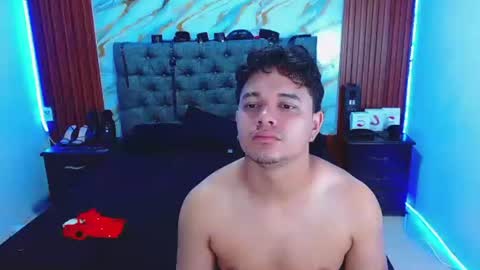 CRISANDMERY online show from June 19, 5:57 am