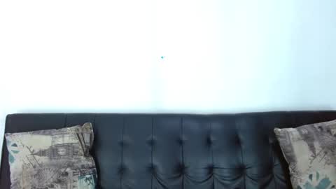 Snapshot of cristian_disick chatting on January 8, 10:37 am cristian_disick online show from January 8, 10:37 am