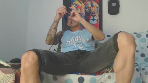 Snapshot of cristofer_dick5511 chatting on December 23, 2:45 am criistofer online show from December 23, 2:45 am