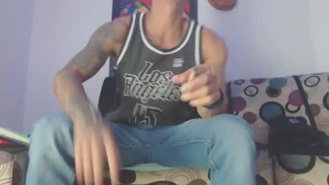 Snapshot of cristofer_dick5511 chatting on January 17, 12:20 am criistofer online show from January 17, 12:20 am