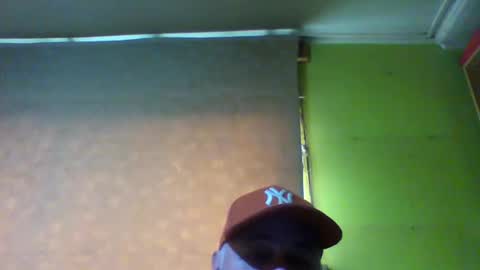 Snapshot of crmperez chatting on October 1, 7:40 pm crmperez online show from October 1, 7:40 pm