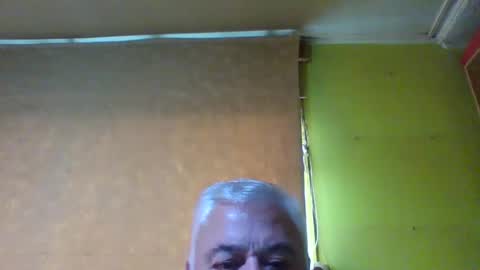 Snapshot of crmperez chatting on October 13, 8:26 pm crmperez online show from October 13, 8:26 pm