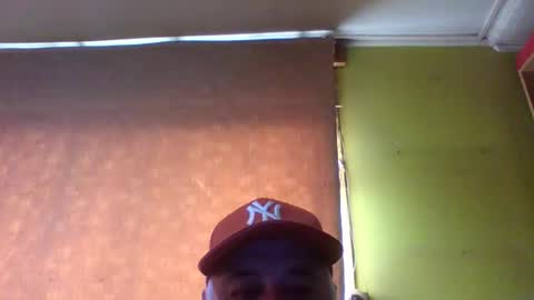 Snapshot of crmperez chatting on October 20, 6:34 pm crmperez online show from October 20, 6:34 pm