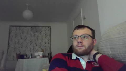 Snapshot of cropper4fun chatting on December 12, 8:32 pm Cropper online show from December 12, 8:32 pm