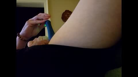 csunny37 online show from April 7, 8:47 am