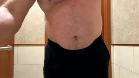 Cubantooo online show from July 9, 8:01 pm