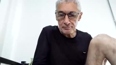 BIG UNCUT HARD COCK online show from December 19, 2:01 am