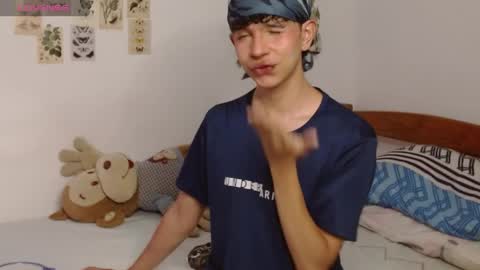 Cuddly online show from April 10, 6:09 am