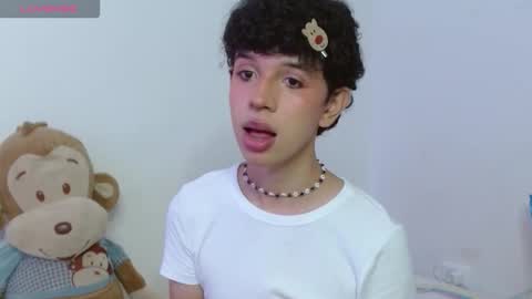 Cuddly online show from November 30, 8:00 pm