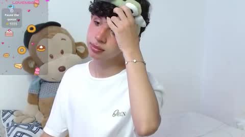 Cuddly online show from October 23, 7:50 pm