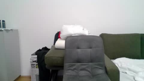 Snapshot of cum_shot8407 chatting on October 17, 4:00 pm cum_shot8407 online show from October 17, 4:00 pm