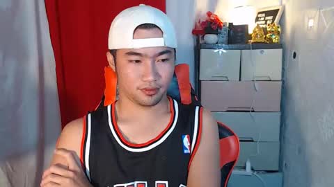 Snapshot of cumhavefun25 chatting on October 2, 7:07 pm ask me online show from October 2, 7:07 pm