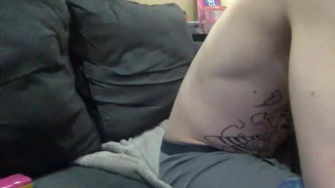 Snapshot of cumonover420 chatting on March 9, 5:00 am cumonover420 online show from March 9, 5:00 am